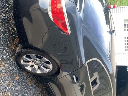 Used 2011 Buick LaCrosse CXL FWD image 5