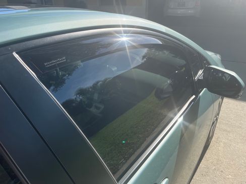 Used 2018 Toyota Prius Four Touring image 16