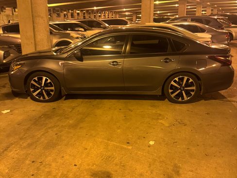 Used 2018 Nissan Altima 2.5 SR image 1