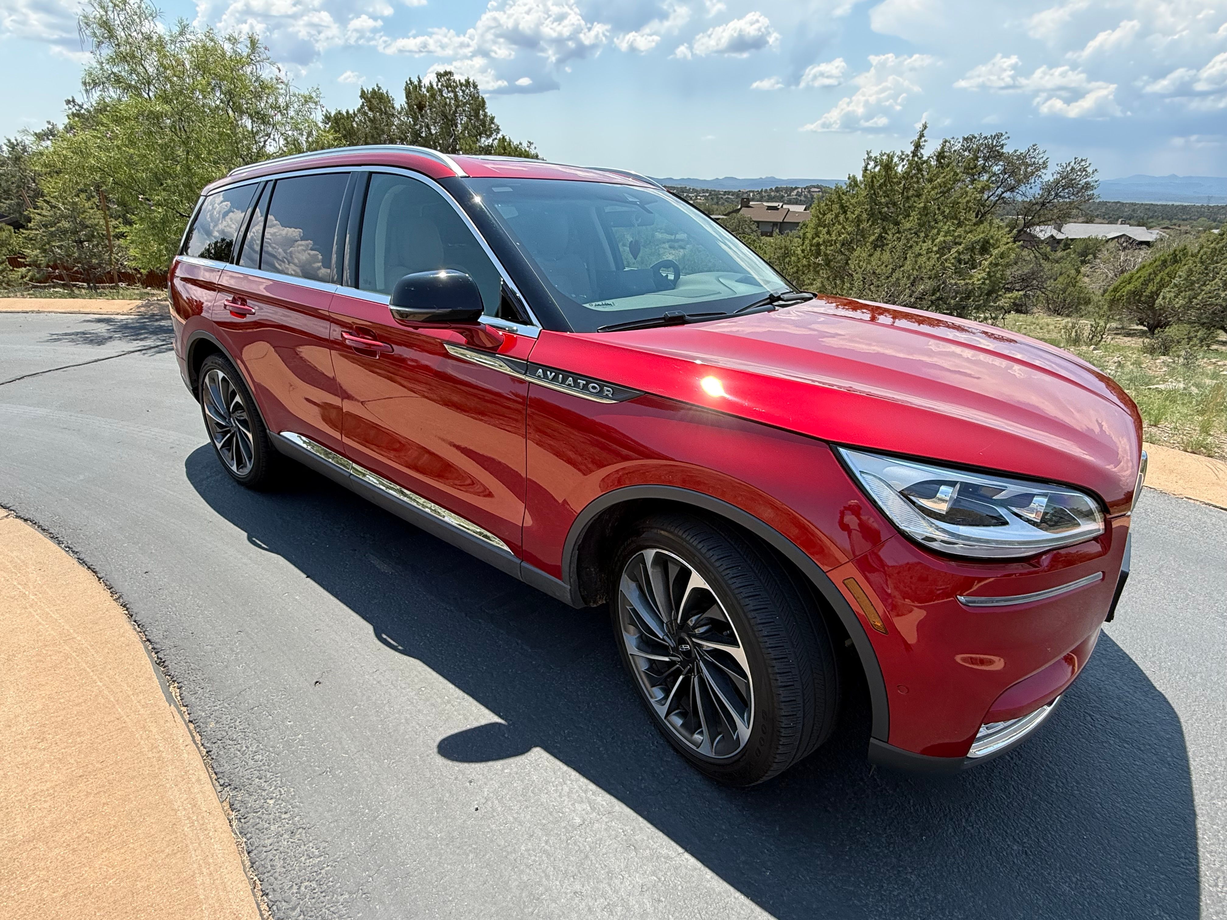 Used 2020 Lincoln Aviator Reserve w/ Equipment Group 202A AWD/4WD image 8