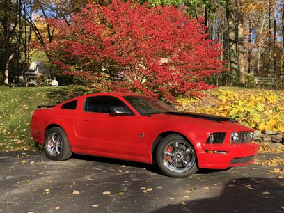 Used 2009 Ford Mustang GT Premium