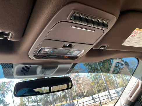 Used 2024 Ford F350 King Ranch w/ FX4 Off-Road Package image 25