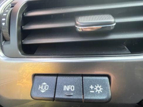 Used 2018 Chevrolet Tahoe Premier image 26