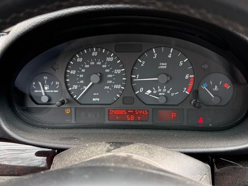 Used 2002 BMW 325Ci Convertible image 10