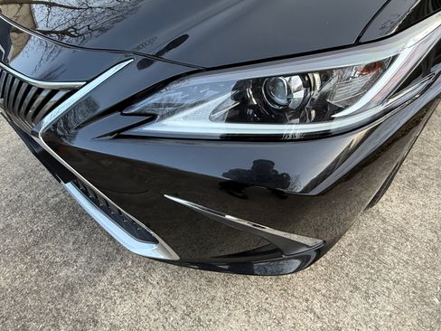 Used 2021 Lexus ES 350 w/ Premium Package image 8