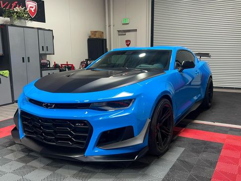 Used 2022 Chevrolet Camaro ZL1 image 6