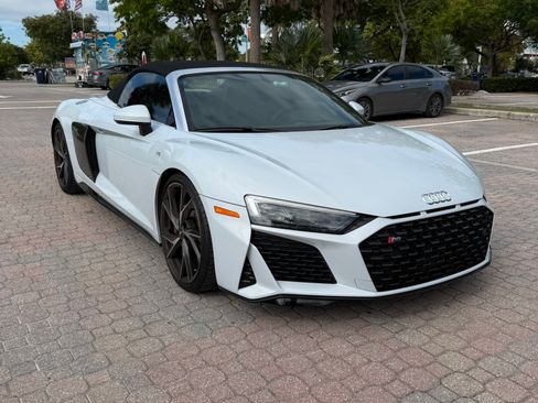 Used 2023 Audi R8 V10 performance image 1