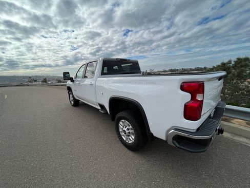 Used 2020 Chevrolet Silverado 2500 LT w/ All Star Edition image 5