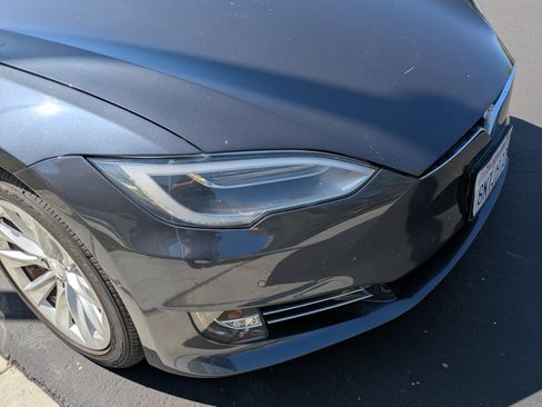 Used 2018 Tesla Model S 75D image 4