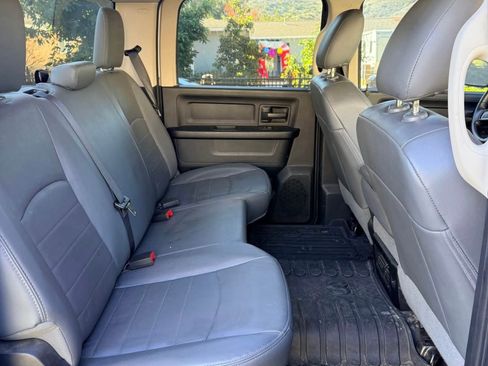 Used 2017 RAM 2500 Tradesman w/ Chrome Appearance Group image 12