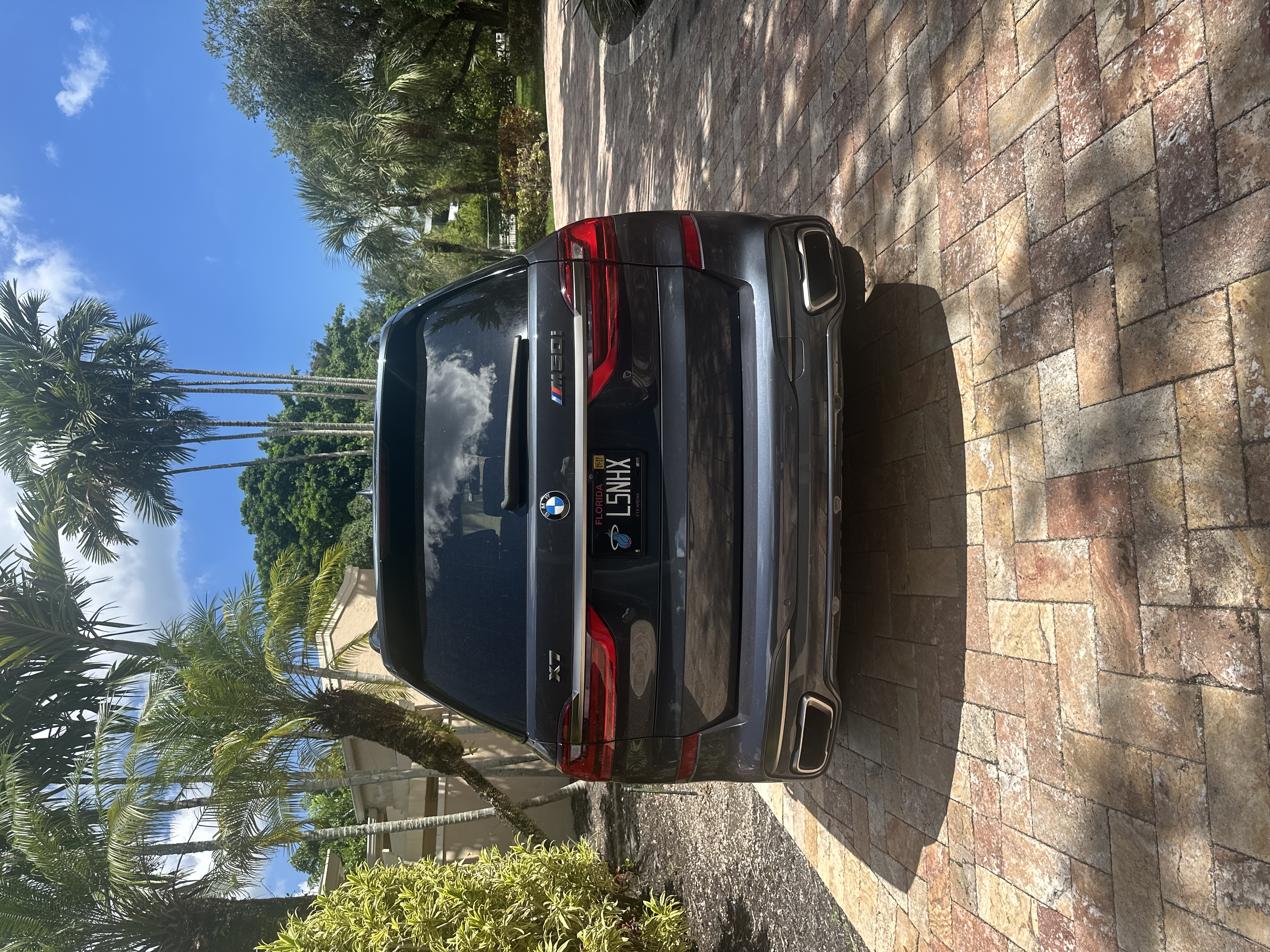 Used 2022 BMW X7 M50i w/ Cold Weather Package AWD/4WD image 6