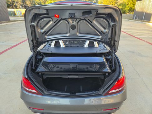 Used 2019 Mercedes-Benz SLC 300 image 14