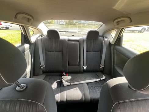 Used 2018 Nissan Sentra SV w/ Protection Package image 11