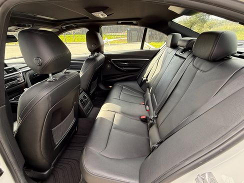 Used 2017 BMW 340i Sedan image 18