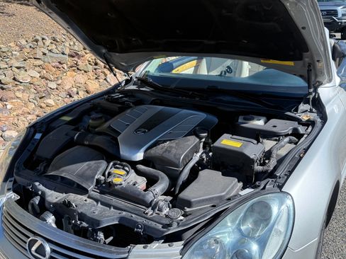 Used 2002 Lexus SC 430 Convertible image 9