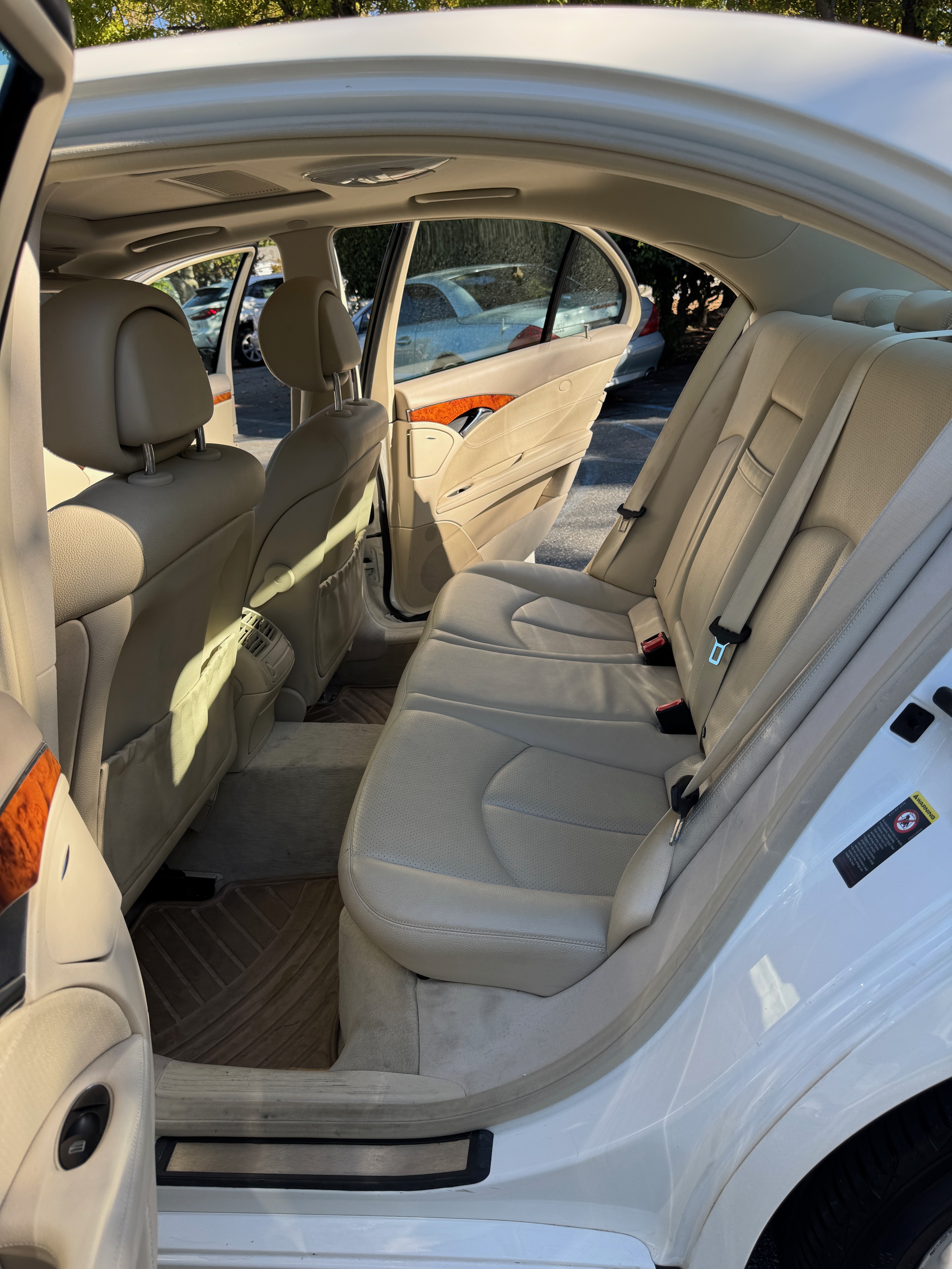 Used 2006 Mercedes-Benz E 350 4MATIC Sedan image 17
