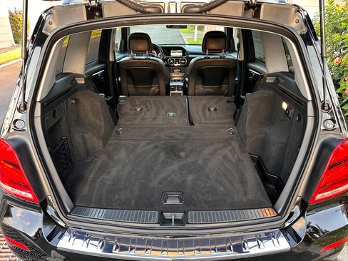 Used 2015 Mercedes-Benz GLK 350 4MATIC image 10