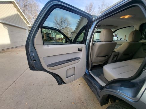 Used 2011 Ford Escape XLT w/ Cargo Pkg image 26