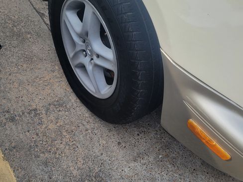 Used 2000 Lexus RX 300 4WD image 8