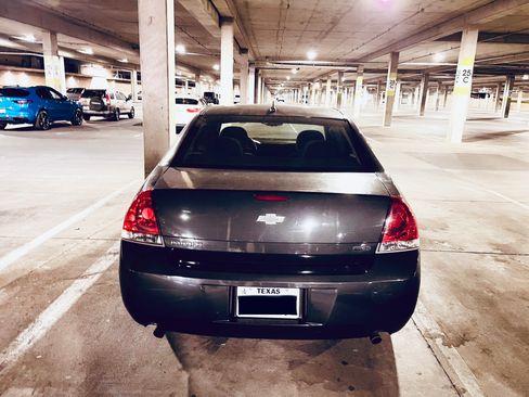 Used 2014 Chevrolet Impala Limited LS image 10