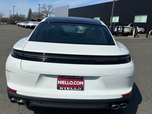 Used 2025 Porsche Panamera 4 image 8