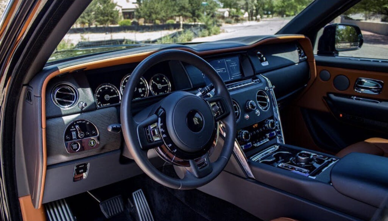 Used 2022 Rolls-Royce Cullinan w/ Dynamic Package AWD/4WD image 14