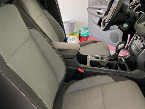 Used 2018 Ford Escape SE w/ SE Sync 3 Package image 14