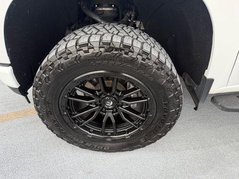 Used 2020 Chevrolet Silverado 1500 LTZ w/ LTZ Plus Package image 6