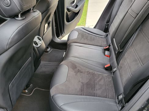 Used 2021 Mercedes-Benz GLC 63 AMG 4MATIC image 15