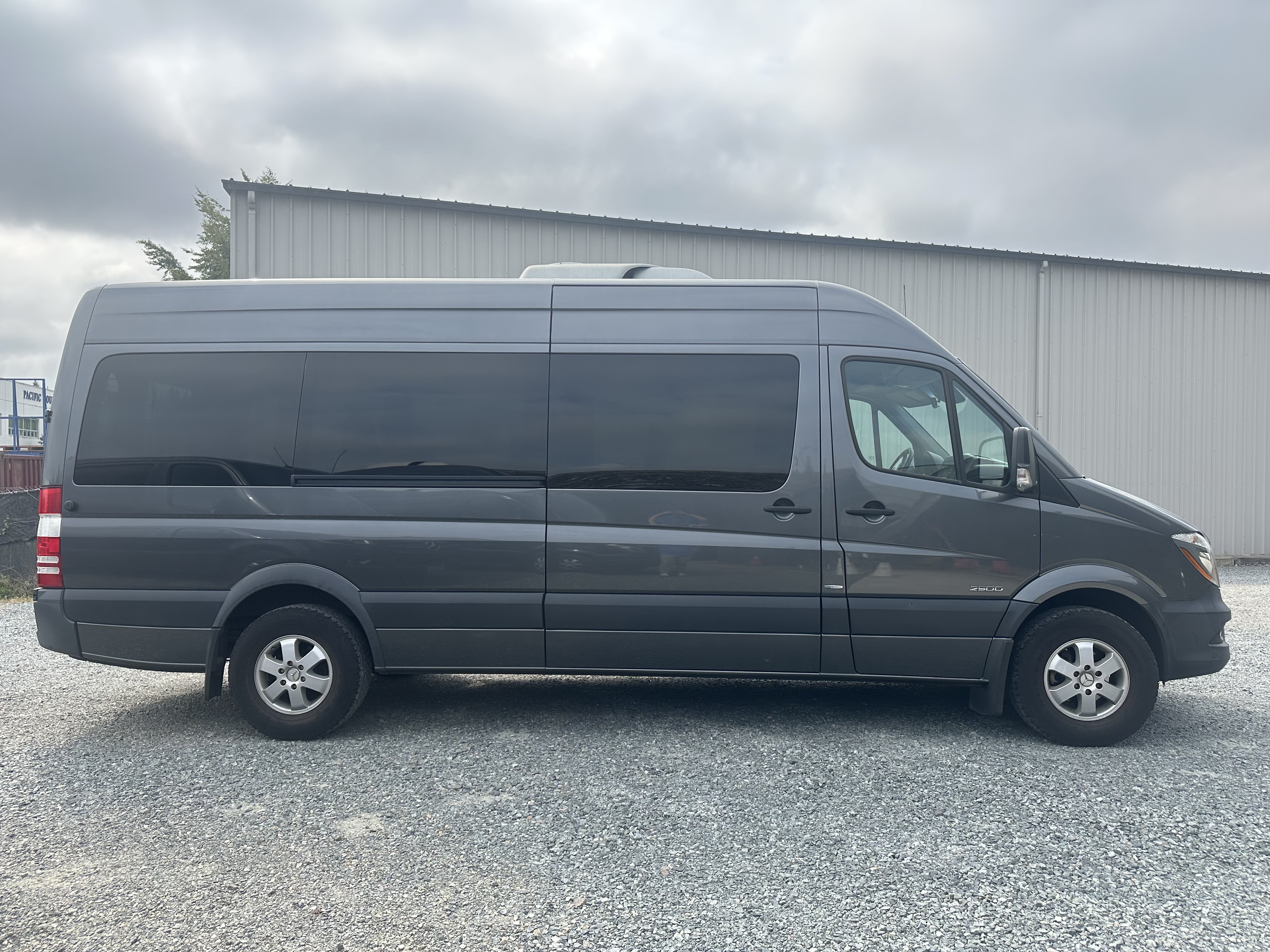 Used 2016 Mercedes-Benz Sprinter 2500 image 2
