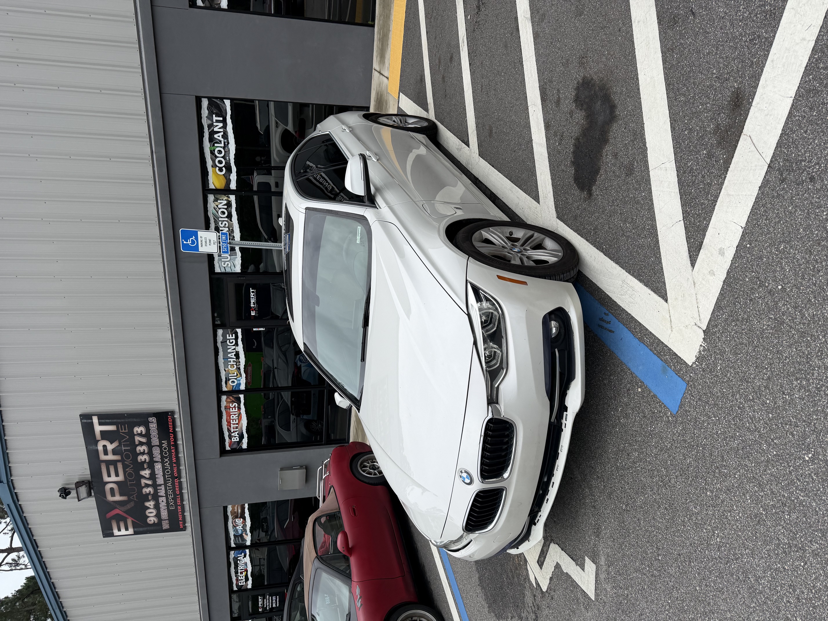 Used 2017 BMW 330e RWD image 1
