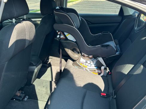 Used 2018 Honda Civic LX image 12