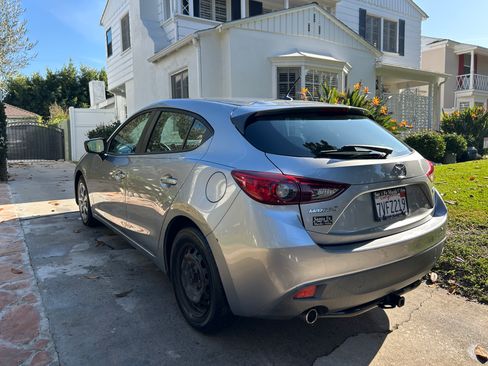 Used 2014 MAZDA MAZDA3 i Sport image 5