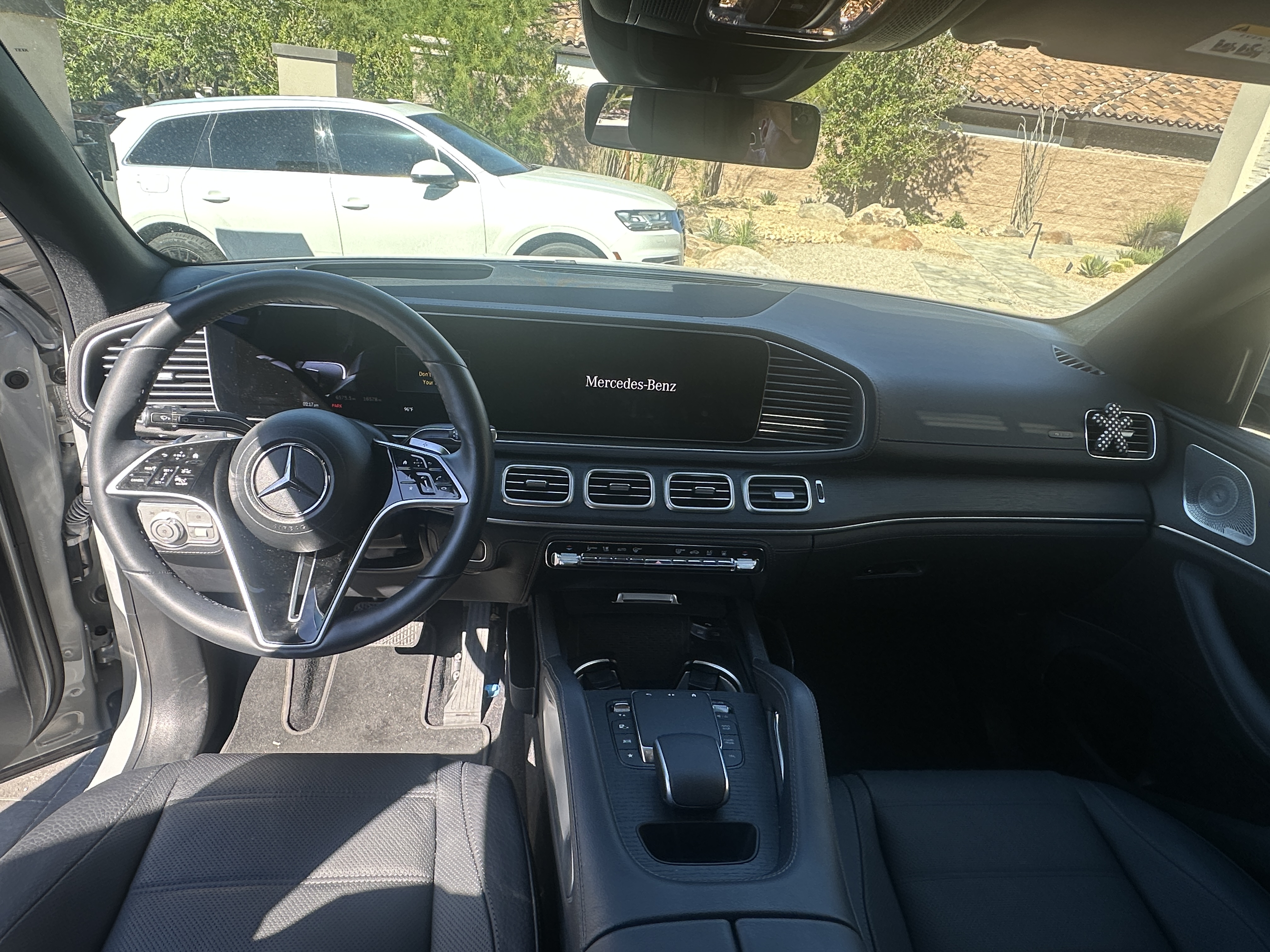 Used 2024 Mercedes-Benz GLE 450e 4MATIC image 11