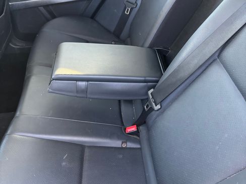 Used 2010 Mercedes-Benz GLK 350 4MATIC image 5