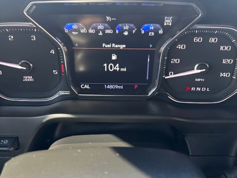 Used 2021 GMC Sierra 2500 AT4 w/ AT4 Premium Plus Package image 11