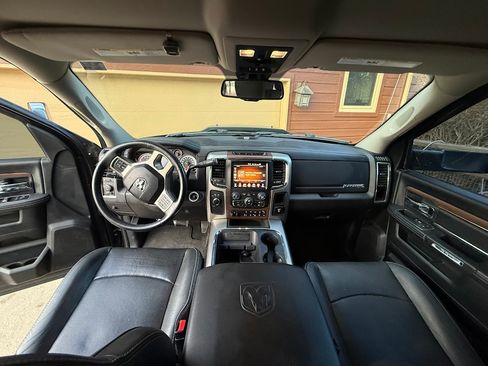 Used 2016 RAM 3500 Laramie image 14