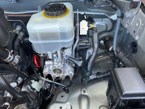 Used 2012 Toyota FJ Cruiser 4WD w/ Upgrade Pkg image 26