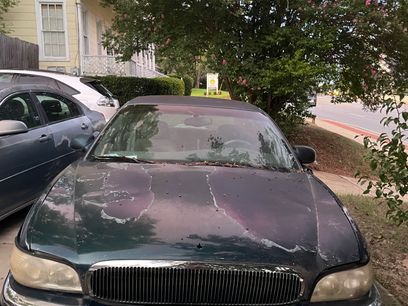 Used 2000 Buick Park Avenue w/ 1SE Opt Pkg