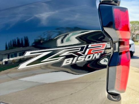 Used 2024 Chevrolet Colorado ZR2 w/ ZR2 Bison Edition image 8