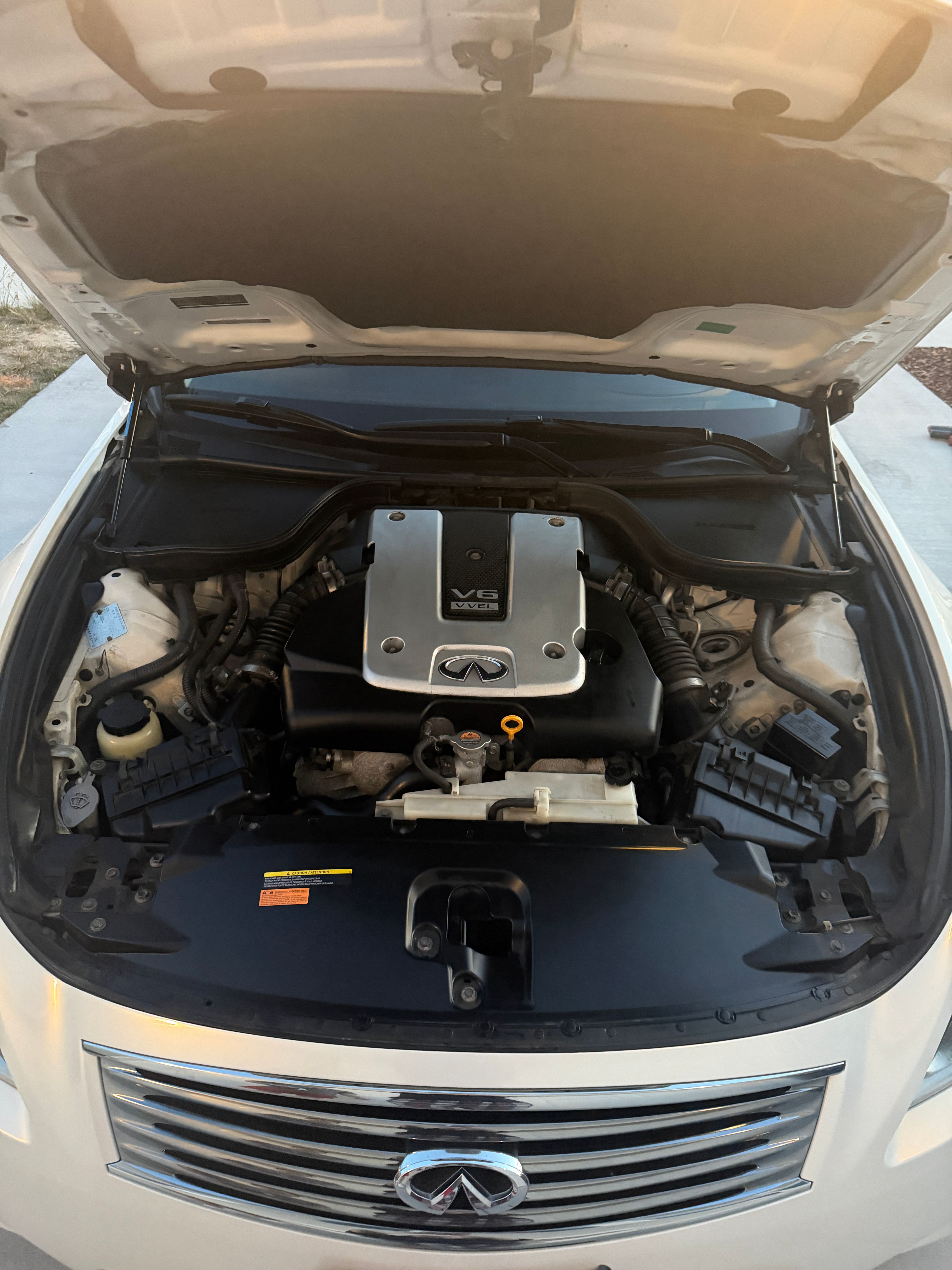 Used 2010 INFINITI G37 Convertible w/ Premium Pkg RWD image 20