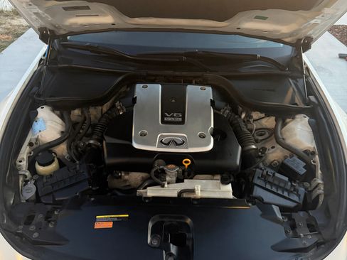 Used 2010 INFINITI G37 Convertible w/ Premium Pkg RWD image 20