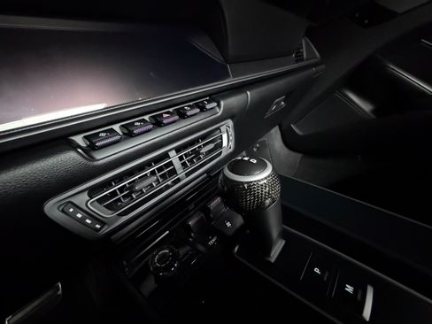 Used 2020 Porsche 911 Carrera image 11