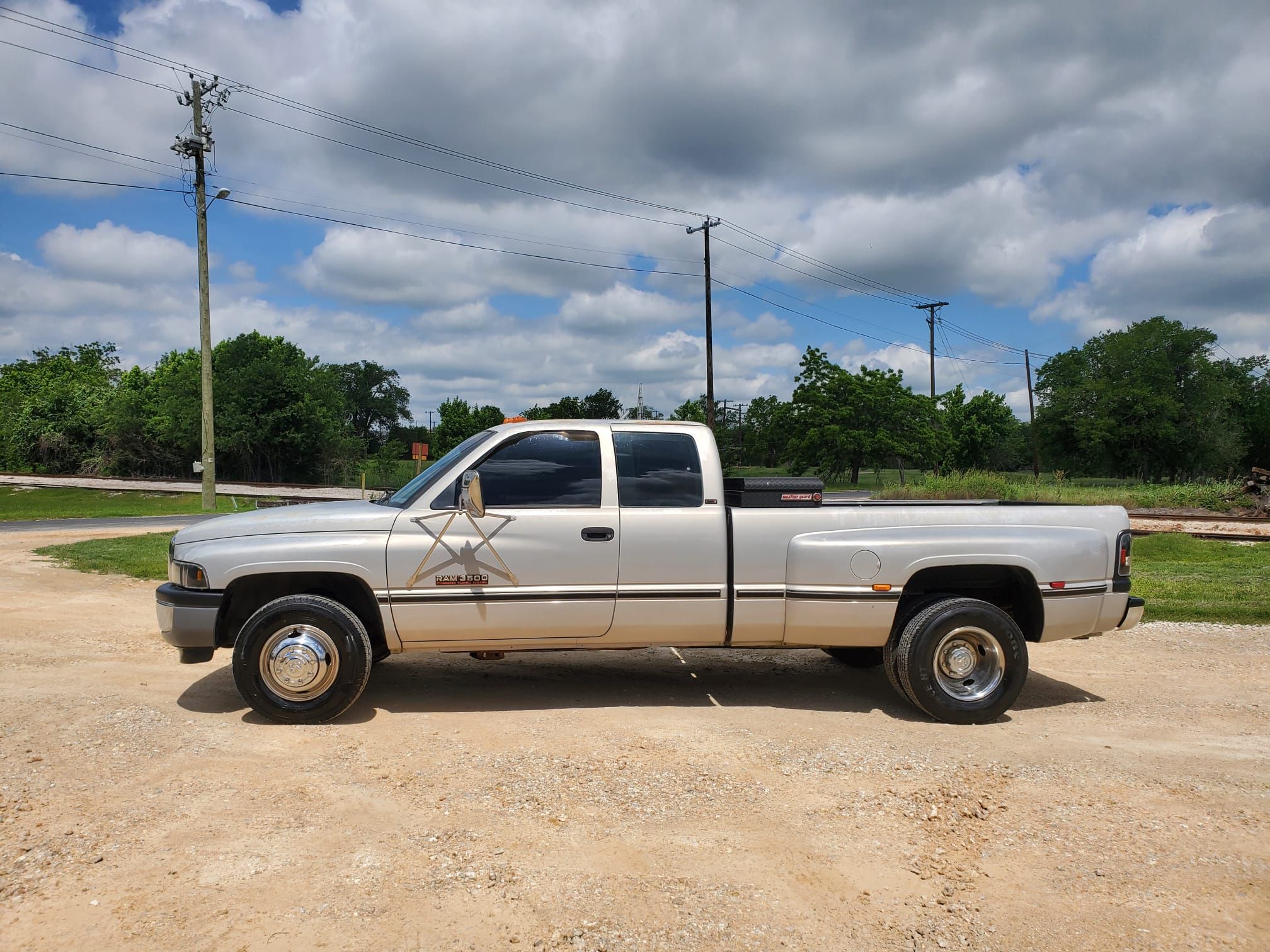 Used 1996 Dodge Ram 3500 Truck 2WD Club Cab image 1