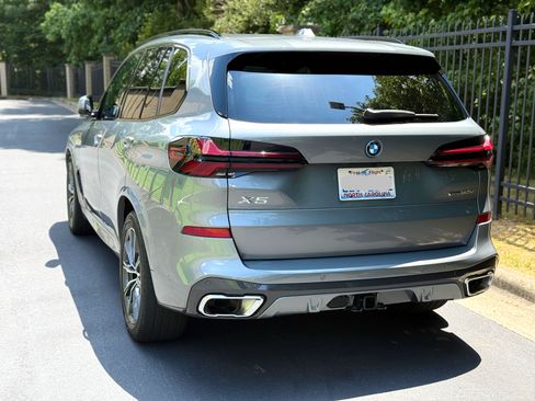 Used 2025 BMW X5 xDrive50e w/ Executive Package AWD/4WD image 6