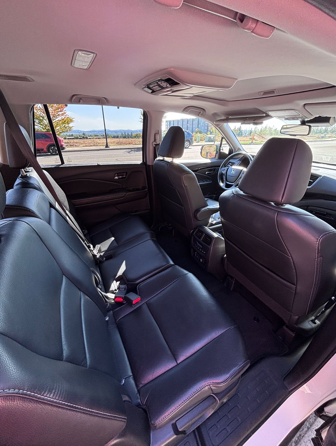 Used 2018 Honda Pilot Touring image 21