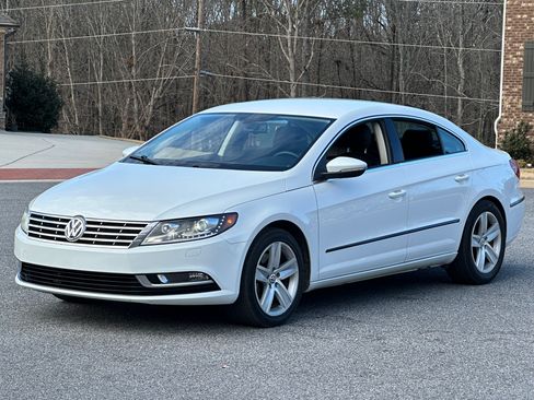 Used 2015 Volkswagen CC R-Line image 2