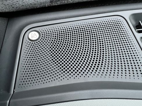 Used 2022 Ford Bronco Badlands image 13