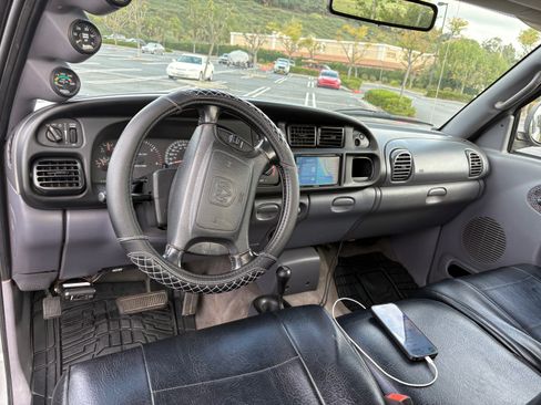 Used 2002 Dodge Ram 2500 Truck 4x4 Quad Cab image 13