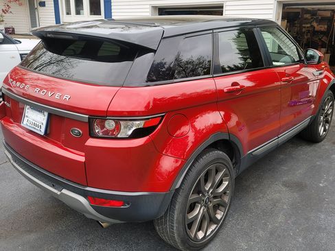 Used 2015 Land Rover Range Rover Evoque Pure Plus image 4